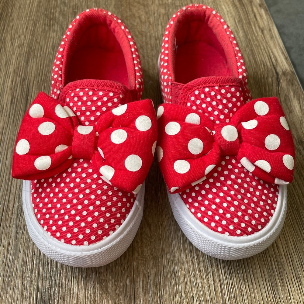 Minnie Mouse Sneakers